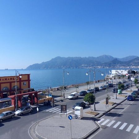 Leucosia Bed & Breakfast Salerno Luaran gambar